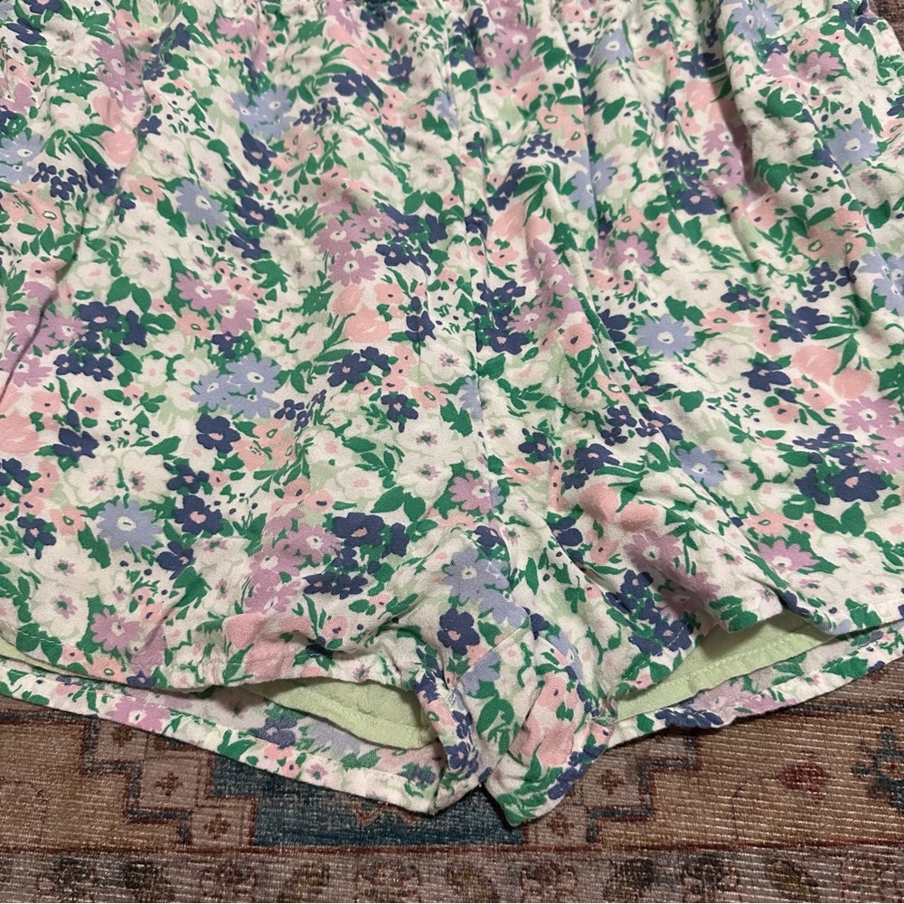 Abercrombie Kids• Green and Purple Floral Romper Size 15-16 - Picture 5 of 8